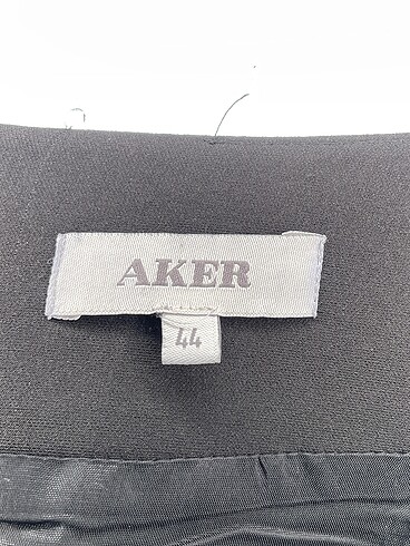 44 Beden siyah Renk Aker Uzun Etek %70 İndirimli.