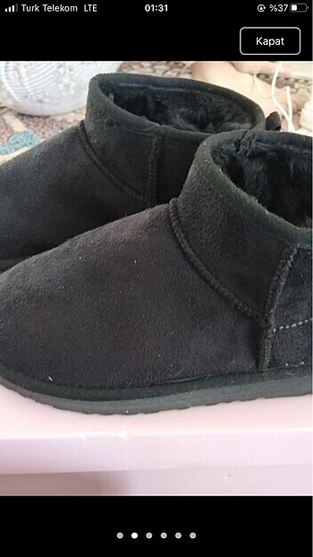 Diğer Siyah Ugg