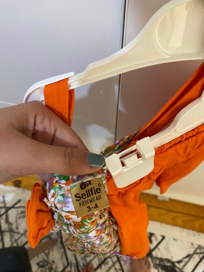 Çiçek Desenli, Fırfırlı Kız Elbisesi - Görsel 3