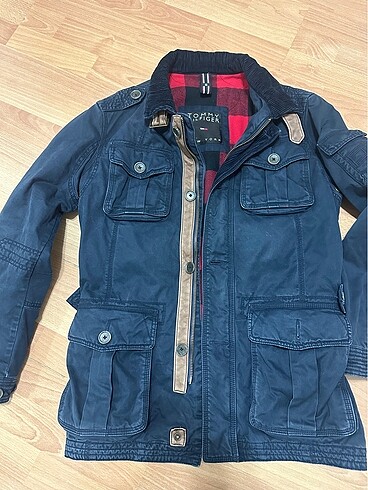 Tommy hilfiger mont