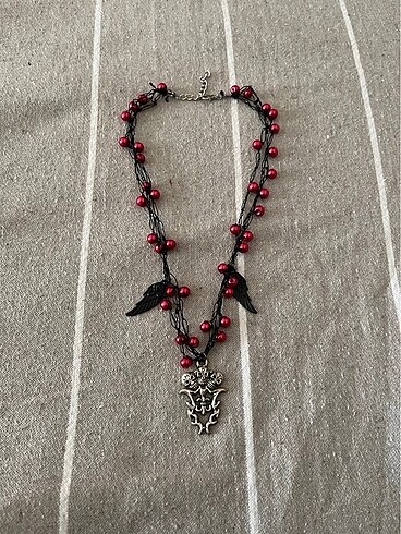 gothic kolye