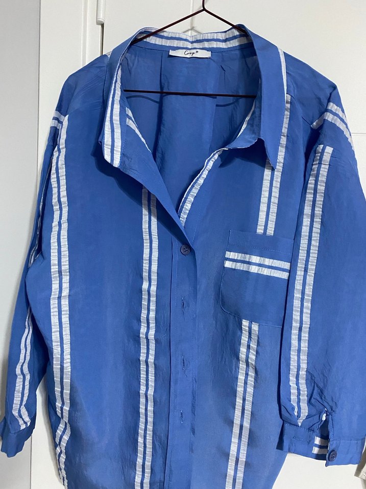 Mavi Düğmeli Çizgili Keten Gömlek - Görsel 2