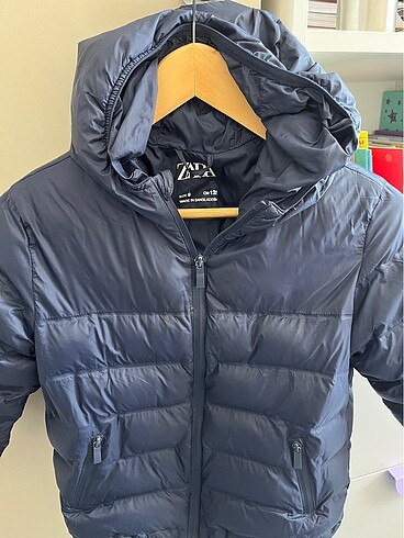 Zara Hafif Dolgulu Çocuk Mont