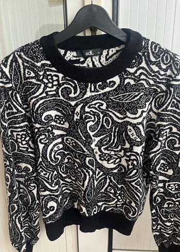 ADL Siyah Beyaz Desenli Kadın Triko Kazak - Görsel 3