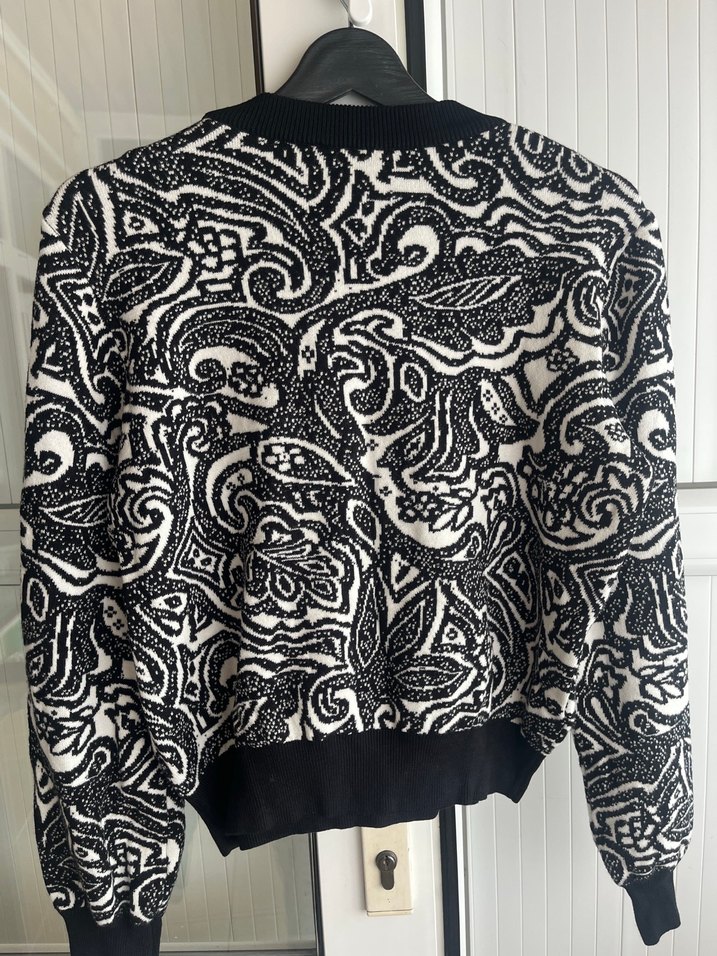 ADL Siyah Beyaz Desenli Kadın Triko Kazak - Görsel 2