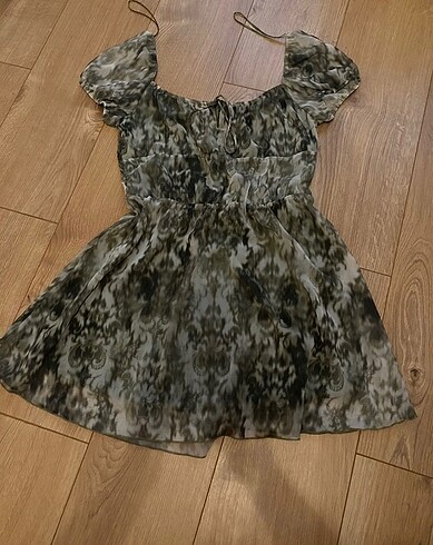 Bershka elbise