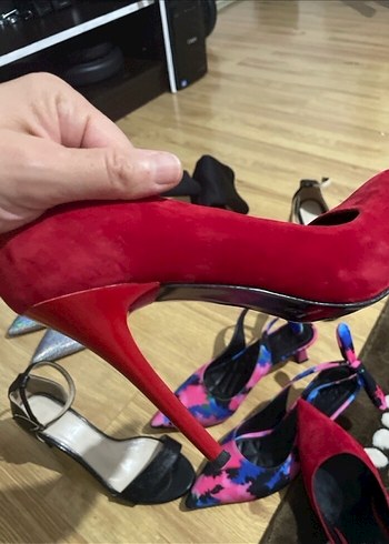 Kırmızı ve griTokalı Stiletto Topuklu Ayakkabı - Görsel 2