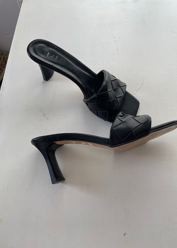 Kadın terlik - Görsel 5