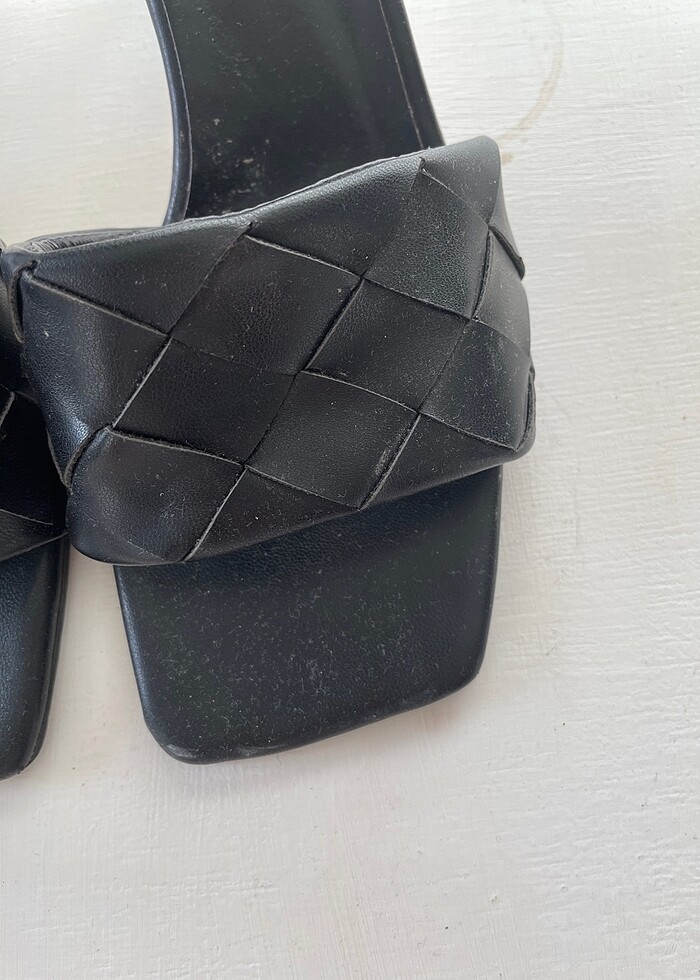 Kadın terlik - Görsel 4