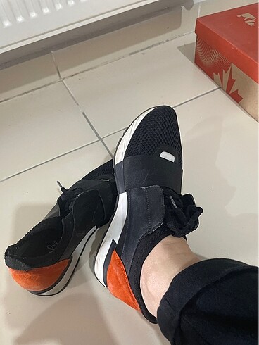 Kadın spor ayakkabı