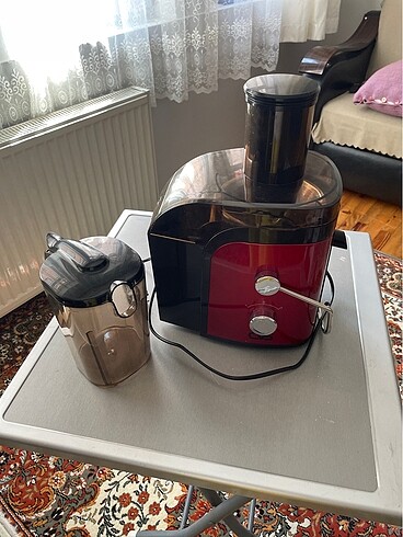 Katı meyve sıkacağı