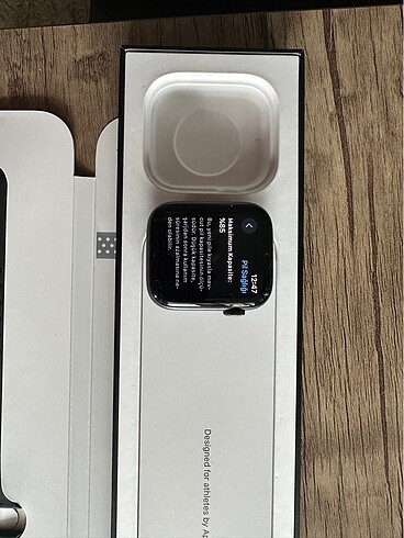 SE appel watch sereis nike
