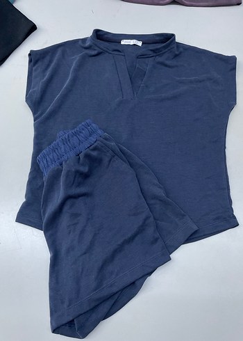 V yaka, kolsuz, bol kesim mavi takım - Görsel 5