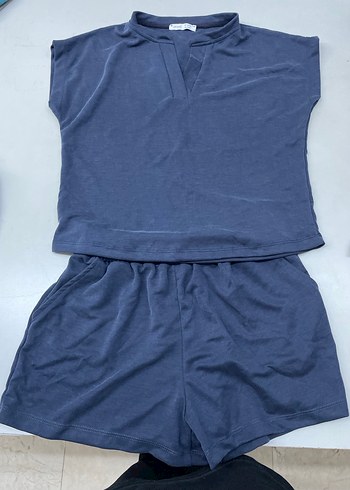 V yaka, kolsuz, bol kesim mavi takım - Görsel 2