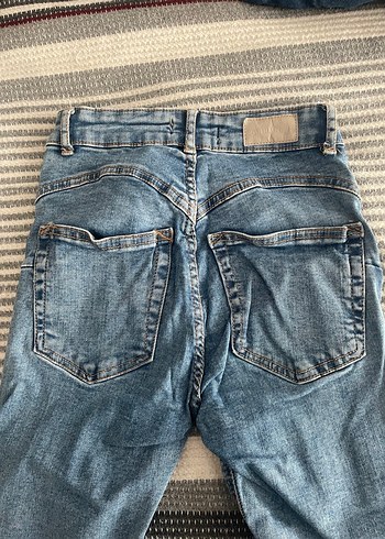 Düğmeli Mavi Denim Kadın Jean - Görsel 2