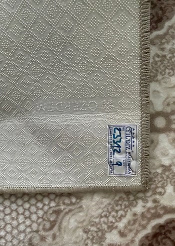 Bej desenli klasik halı - Görsel 3