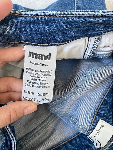 28 Beden lacivert Renk Mavi marka jean ispanyol paça