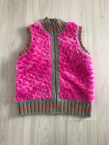 Benetton Barbie Yelek