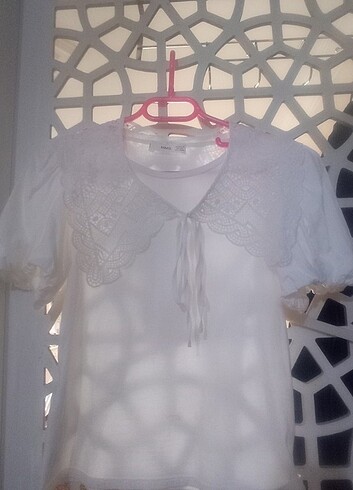 Mango dantel güpür yaka t-shirt 
