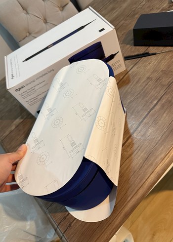 Beden Dyson Airwrap Mavi Saç Şekillendirici Kutusu