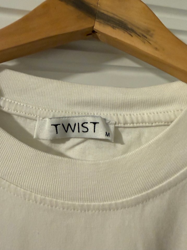 Kadın Gri Baskılı Beyaz Tişört - Görsel 3