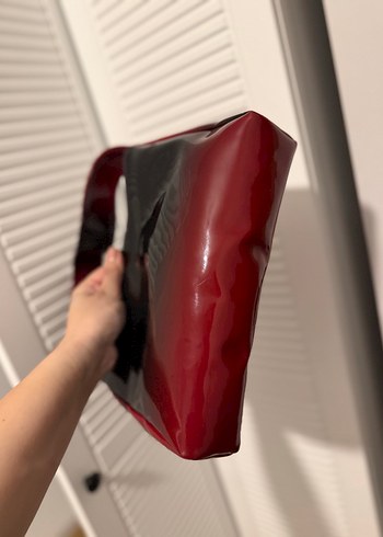 Koyu Kırmızı Parlak Deri Kadın Çanta - Görsel 3