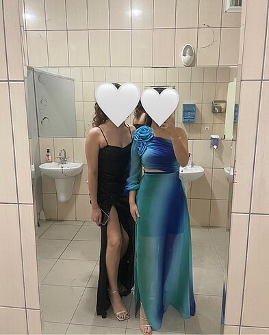 Trendyol & Milla Mavi yaka çiçek detaylı elbise