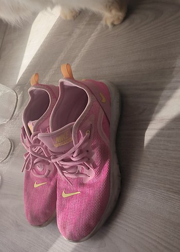 Pembe Nike Kadın Spor Ayakkabı - Görsel 2
