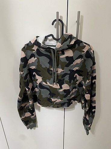 Crop sweatshirt Kamuflaj 