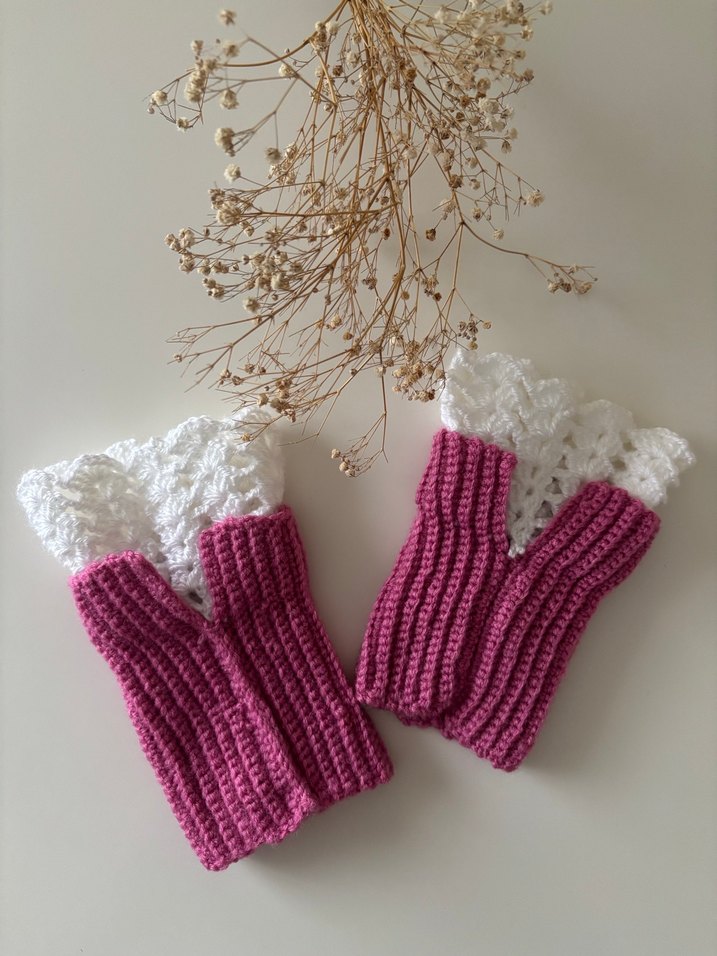 Dantel Detaylı Pembe Örgü Kadın Eldiven - Görsel 4