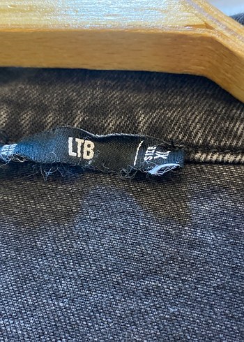 LTB Gri Düğmeli Kadın Denim Ceket