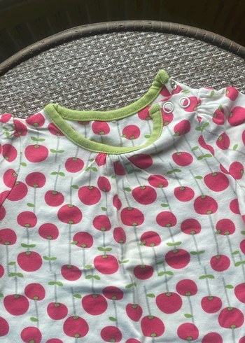 Kız Çocuk Pembe Kiraz Desenli Uzun Kollu Tişört - Görsel 2