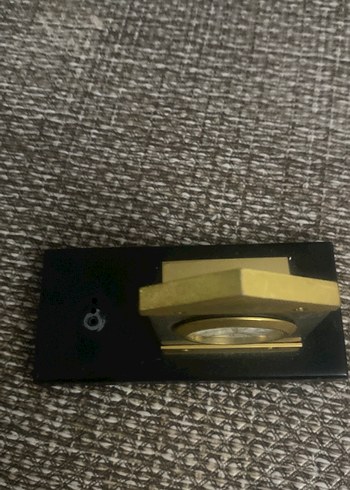 Saat, üzerinde hasar vardur saat çalışıyor - Görsel 3