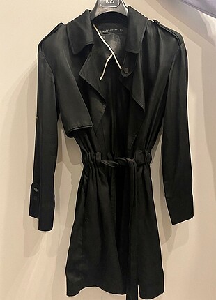 Zara Zara model siyah trençkot