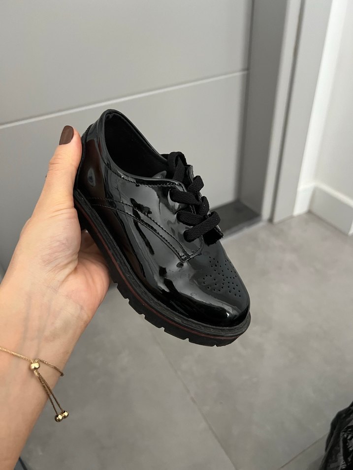 Parlak Siyah Yılan Desenli Erkek Çocuk Ayakkabısı - Görsel 3