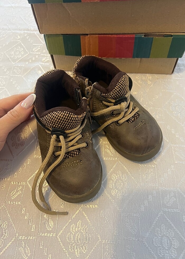 Çok kaliteli şık bot - Görsel 4