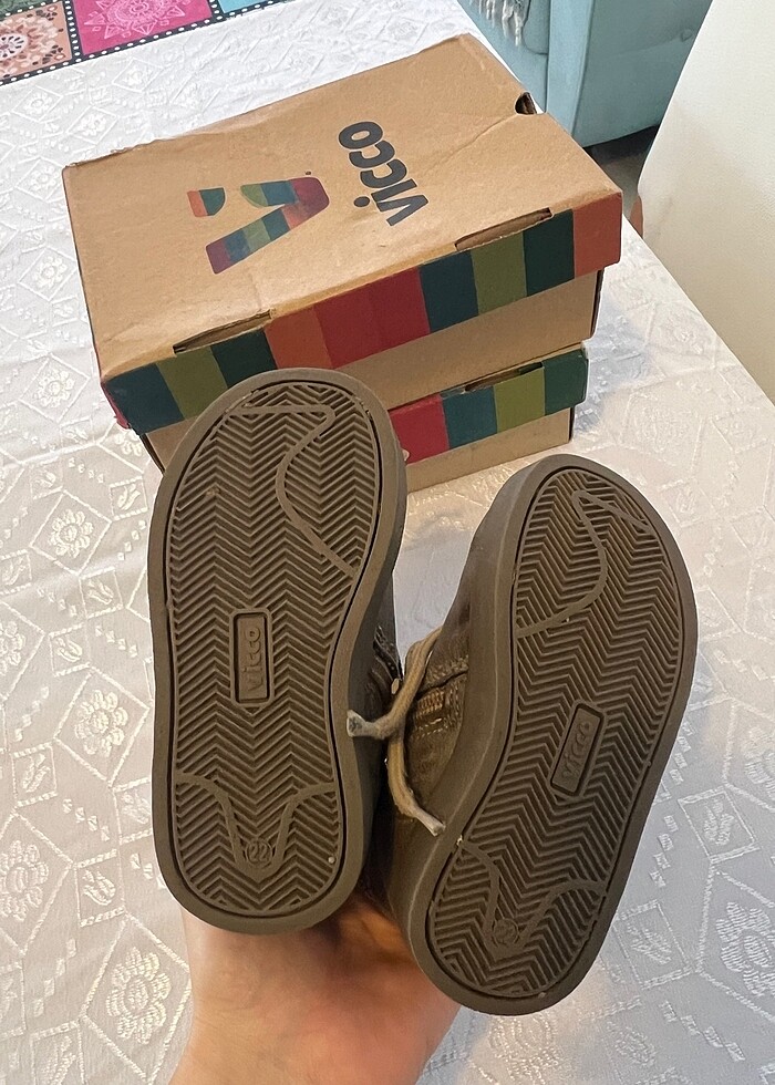 Çok kaliteli şık bot - Görsel 3