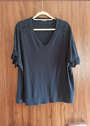 Şık T-shirt 