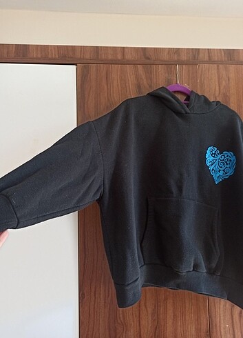 46 Beden siyah Renk SWEATSHİRT