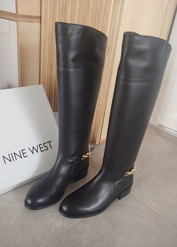 Nine West 38