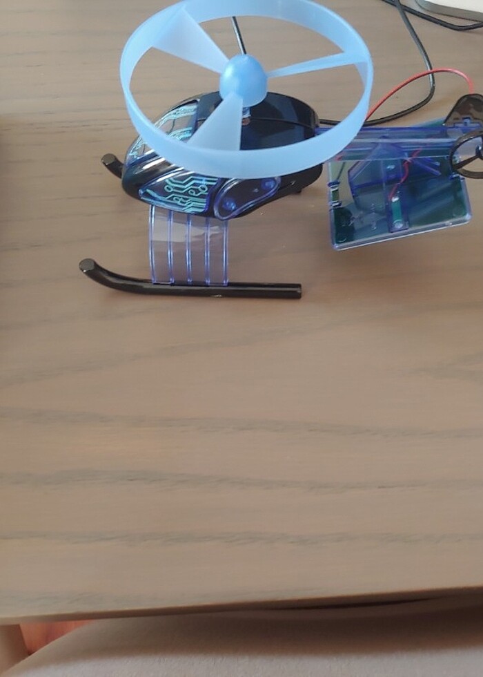 Bilim seti.Güneş enerjili helikopter - Görsel 5