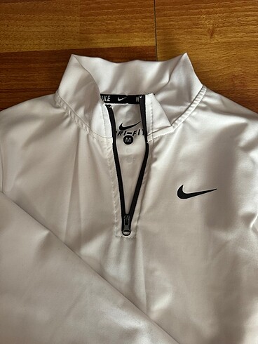 Nike Nike crop top