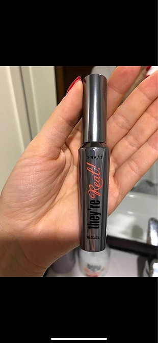 BENEFIT THEY RE REAL MASCARA