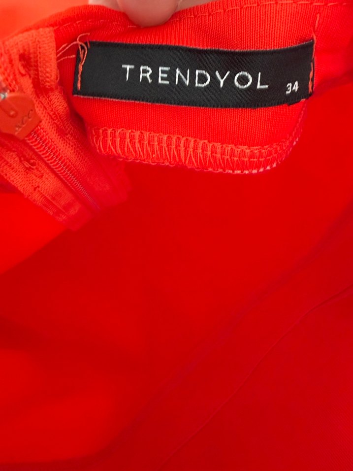 Kırmızı Mini V Yaka Fırfırlı Kadın Elbise - Görsel 4