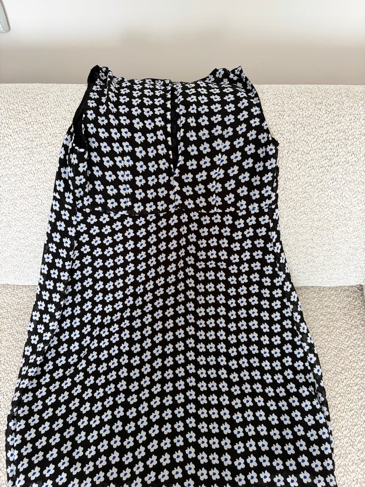 Siyah Elbise - Görsel 2