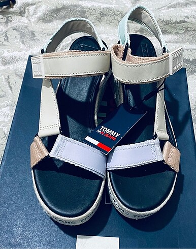 Tommy hilfiger sandalet