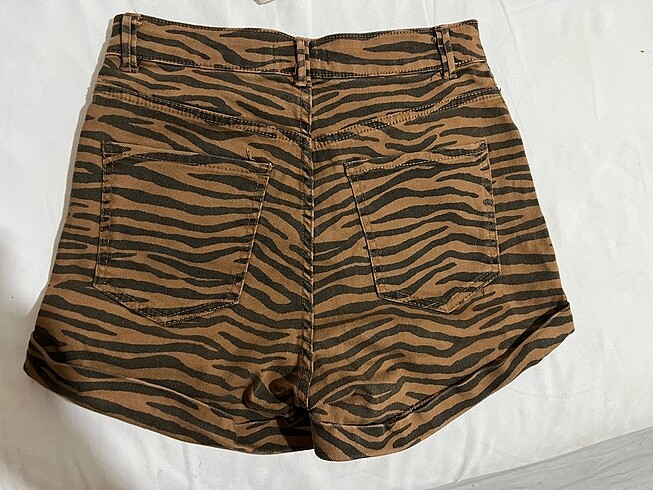 26 Beden Bershka şort