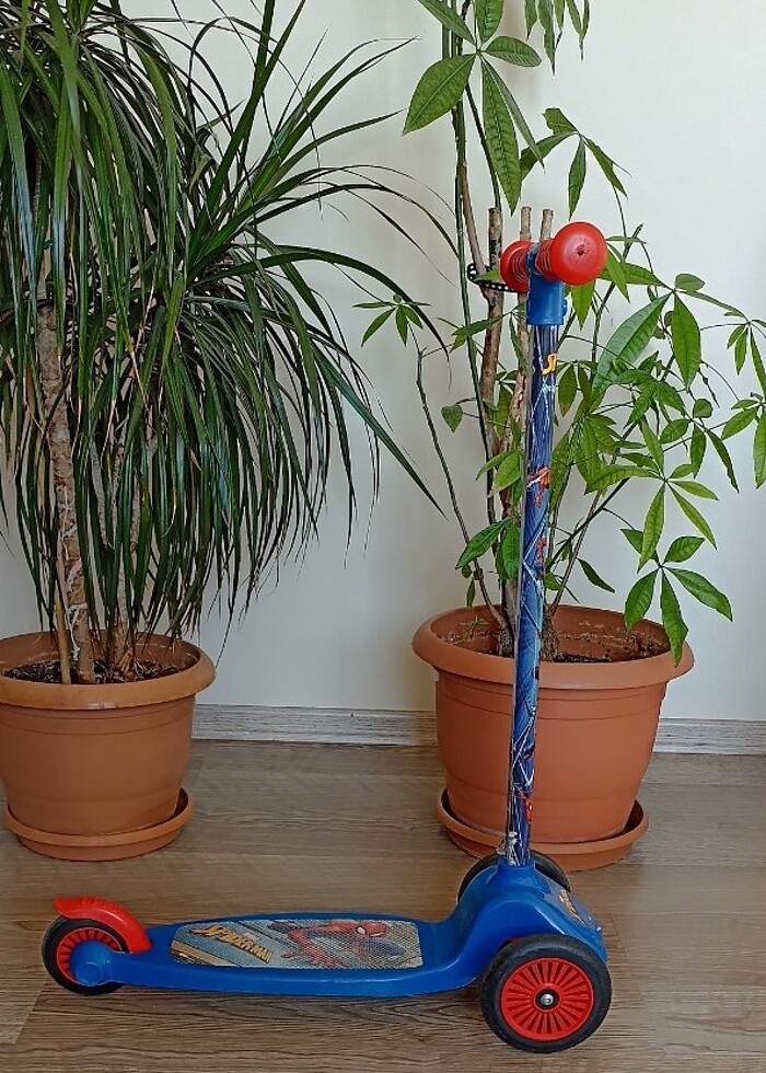 Spiderman scooter - Görsel 2