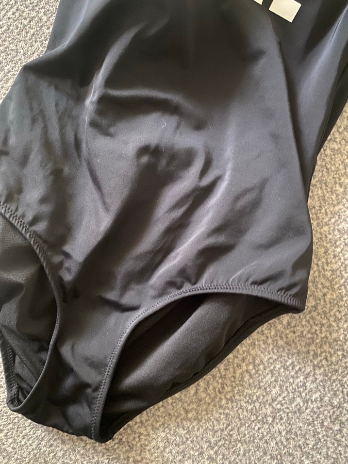 Parlak Siyah Baskılı Kadın Mayo - Görsel 5