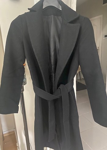 Kemerli Siyah Uzun Kaban Zara değildir .., - Görsel 3